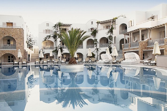 Aegean Plaza