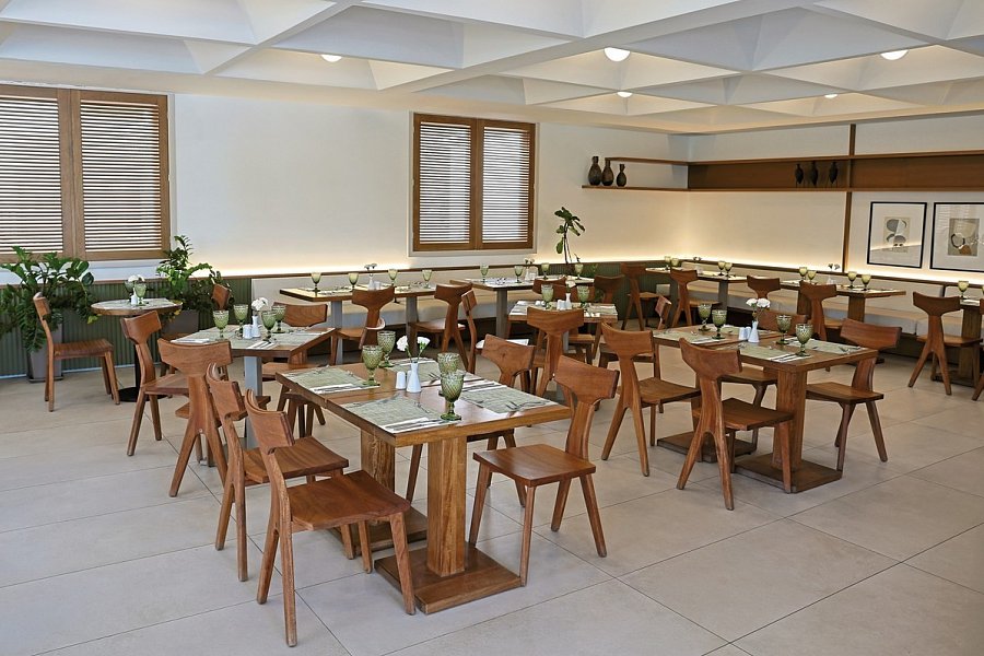 Santo MiraMare Resort