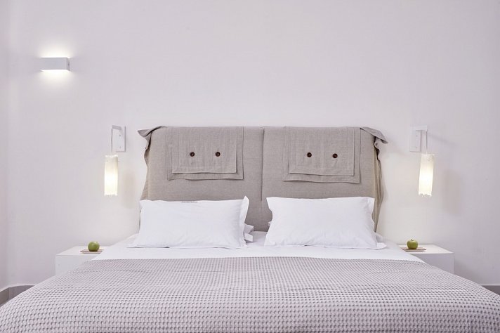 Santo MiraMare Resort
