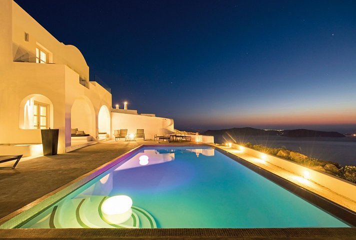 Avaton Resort & Spa
