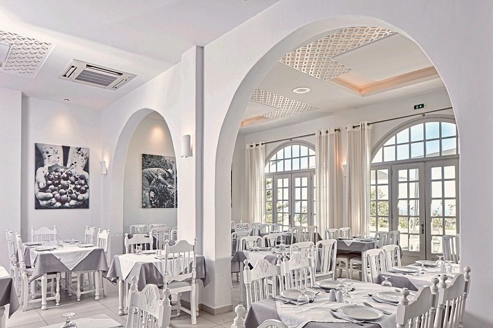 Santorini Palace