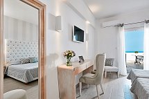 Santorini Palace - Wohnbeispiel Doppelzimmer Superior (Zimmercodierung DS1)