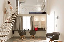 Kamari Beach - Wohnbeispiel Maisonette (Zimmercodierung MB1)