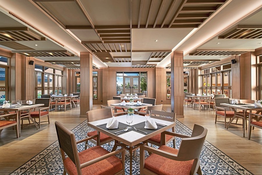 Amari Vogue Resort