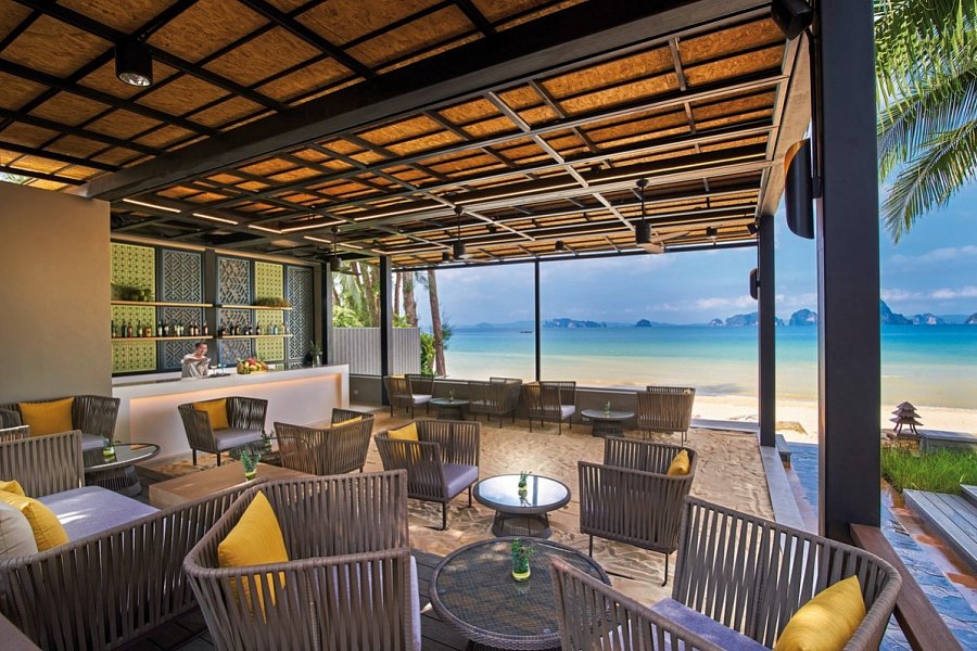 Amari Vogue Resort