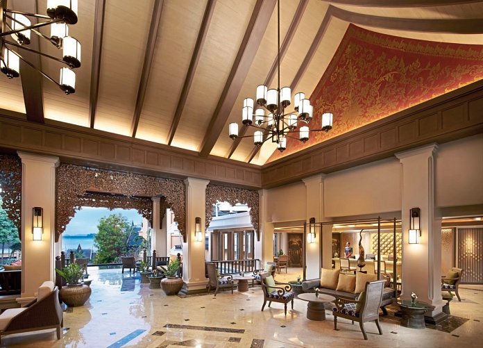 Amari Vogue Resort