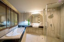 Krabi La Playa Resort - Badbeispiel Deluxe Premier (Zimmercodierung UM2)