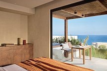 KOIA All-Suite Wellbeing Resort - Wohnbeispiel Junior Suite Sea View or Partial Sea View with hot tub (Zimmercodierung J1M)