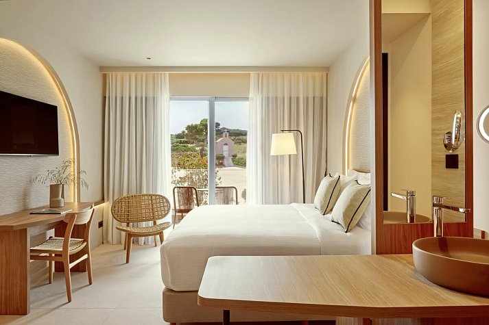Zeus Kos Beach - Wohnbeispiel Doppelzimmer Deluxe Gartenblick (Zimmercodierung DDG)