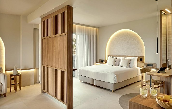 Zeus Kos Beach - Wohnbeispiel Familiensuite Deluxe (Zimmercodierung FD1)