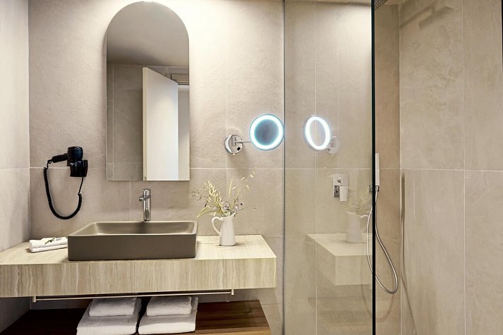 Zeus Kos Beach - Wohnbeispiel Familiensuite Deluxe (Zimmercodierung FD1)