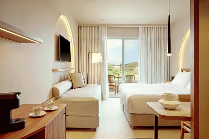 Zeus Kos Beach - Wohnbeispiel Doppelzimmer Deluxe seitl. Meerblick (Zimmercodierung DDN)
