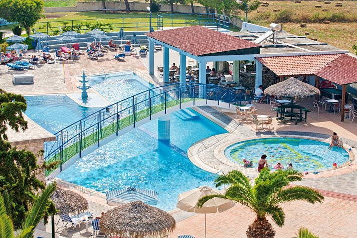 Corali Hotel