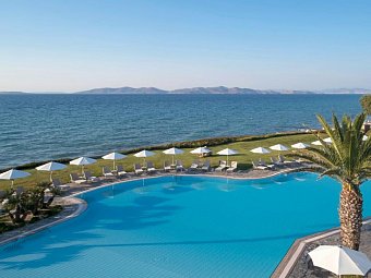 Neptune Luxury Resort