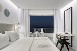 Dimitra Beach Hotel & Suites