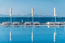 Dimitra Beach Hotel & Suites