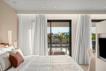 Arato by E-Geo - Wohnbeispiel Grand Suite Private Pool (Zimmercodierung WOR)