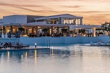 Diamond Deluxe Hotel & Spa