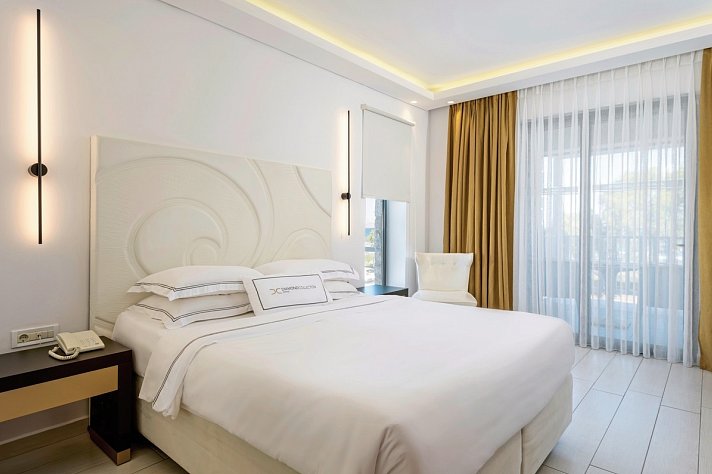 Diamond Deluxe Hotel & Spa
