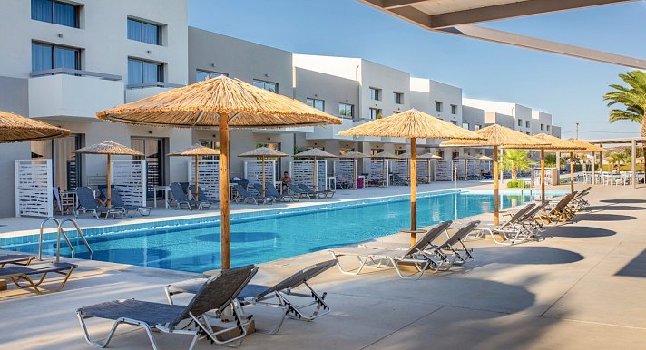 Akti Beach Club