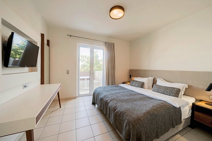 Sentido More Meni Residence & Suites