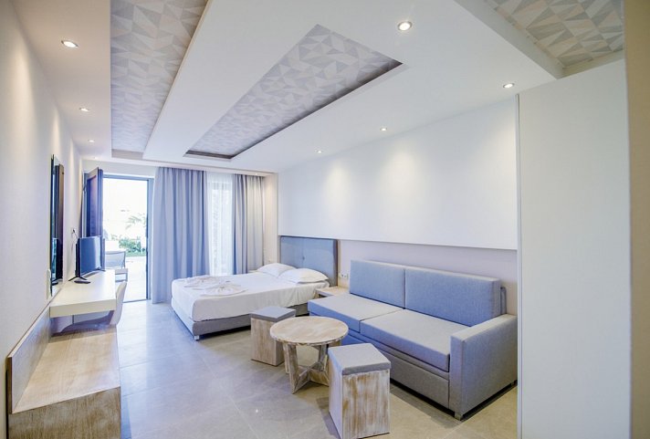 Aegean Infinity Deluxe - Wohnbeispiel Juniorsuite Meerblick (Zimmercodierung J1M)