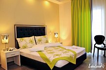 Louloudis Boutique Hotel - Wohnbeispiel Doppelzimmer seitl. Meerblick (Zimmercodierung DBN)