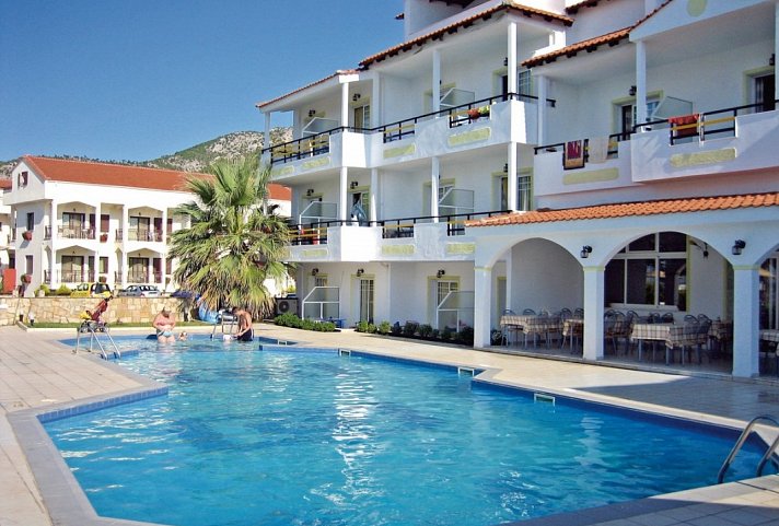 Hotel Rachoni Bay Resort