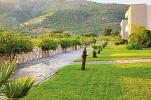 Alea Hotel & Suites