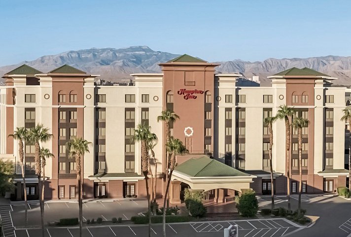 Hampton Inn Tropicana