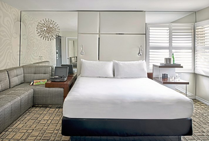 Hotel Ziggy - Wohnbeispiel Standard 1 King (Zimmercodierung UG1)