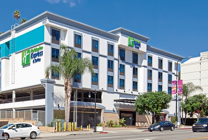 Holiday Inn Express Hotel & Suites Hollywood Walk of Fame, an IHG Hotel