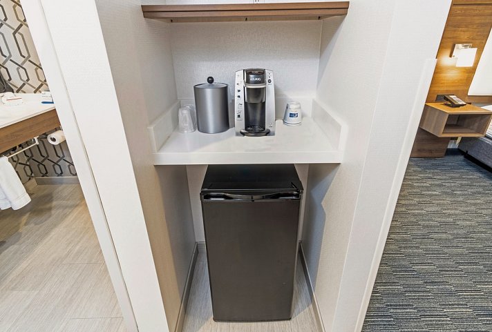 Holiday Inn Express Hotel & Suites Hollywood Walk of Fame, an IHG Hotel - Wohnbeispiel Standard Room