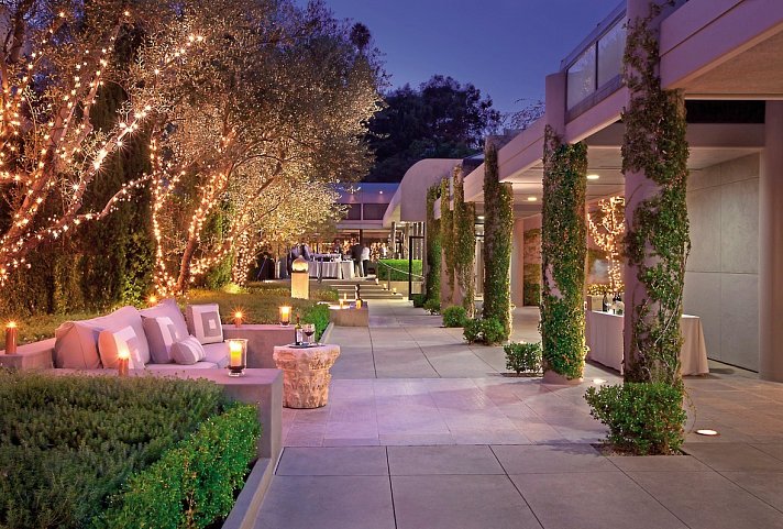 Luxe Sunset Boulevard Hotel