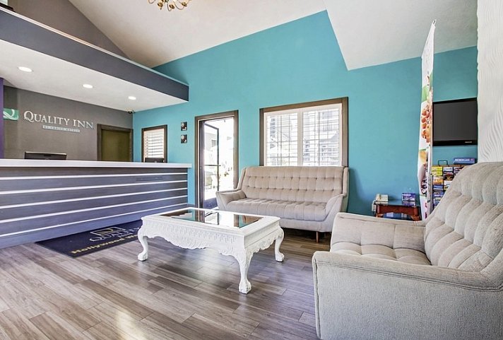 Quality Inn Near Hollywood Walk of Fame - Lobby