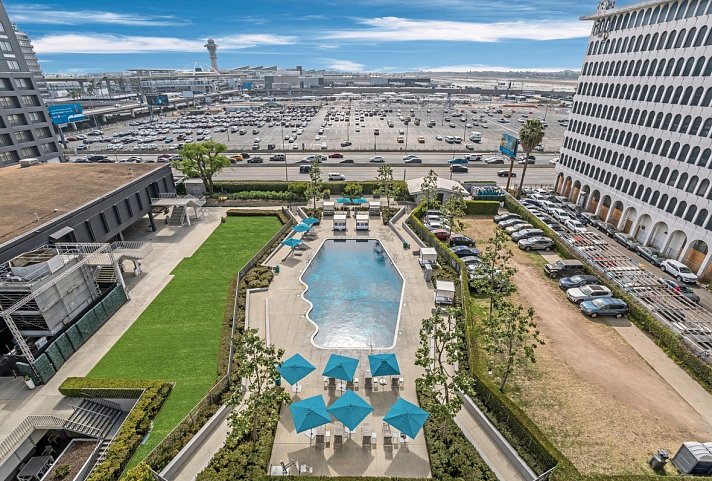 Hyatt Regency Los Angeles International Airport