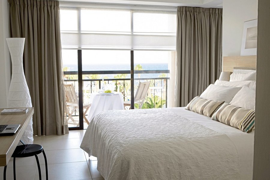 Sandy Beach Hotel & Spa - Wohnbeispiel Doppelzimmer Executive Meerblick (Zimmercodierung DTM)