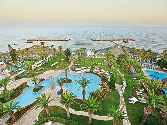 Sandy Beach Hotel & Spa