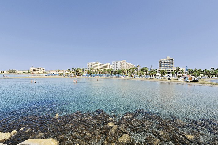 Sandy Beach Hotel & Spa