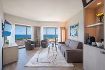 Four Seasons - Wohnbeispiel Suite Familie (Zimmercodierung WI1)