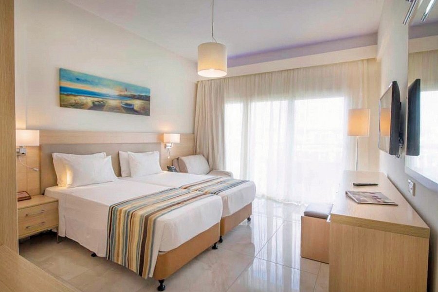 Pernera Beach - Wohnbeispiel Doppelzimmer Superior Landblick (Zimmercodierung DSL)