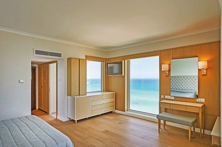 Sunrise Beach Hotel