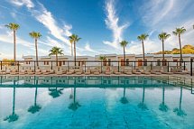 Napa Mermaid Hotel & Suites
