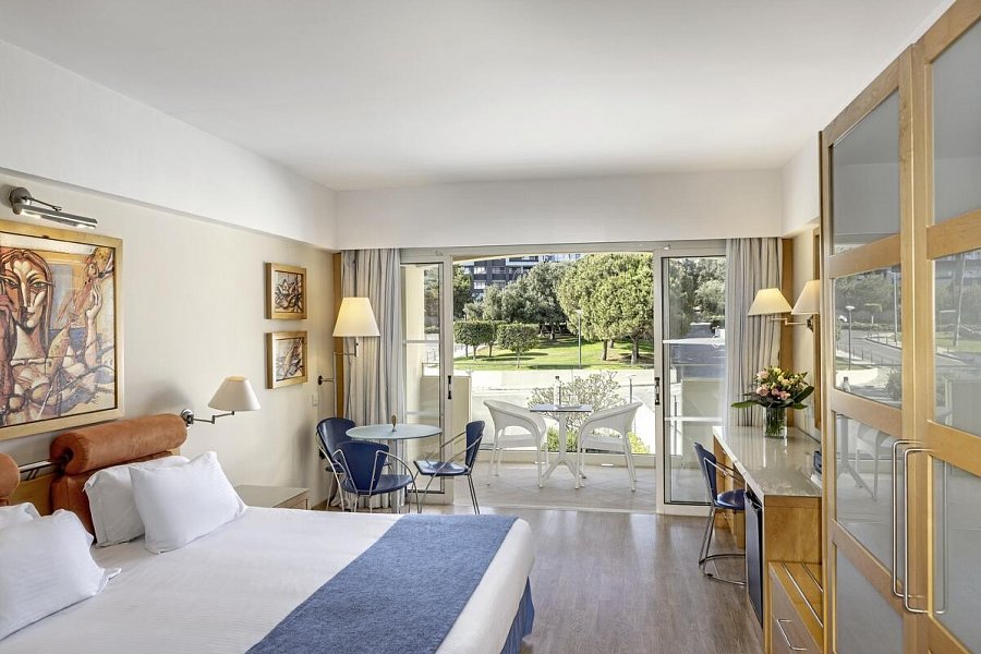 St Raphael - Wohnbeispiel Doppelzimmer Executive Landblick (Zimmercodierung DTL)