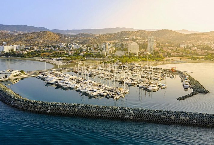 St Raphael