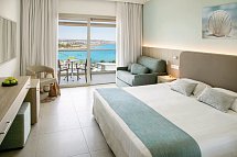 Asterias Beach - Wohnbeispiel Doppelzimmer Meerblick (Zimmercodierung DBM)