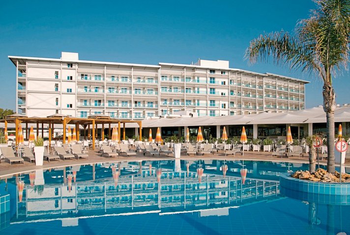 Asterias Beach