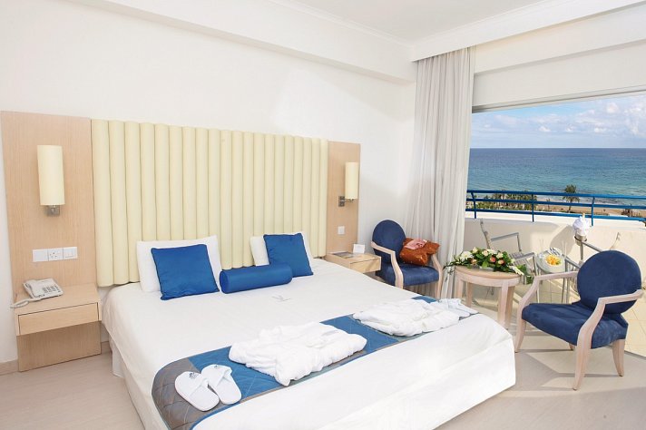 Vrissiana Beach Hotel