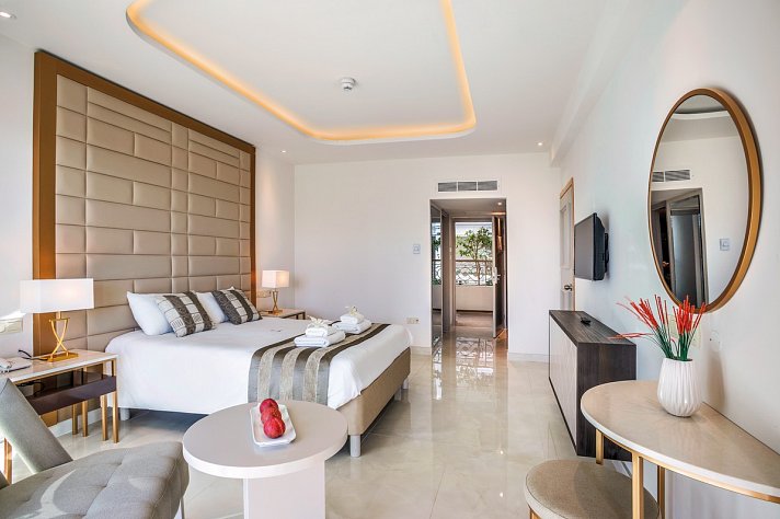 Constantinos the Great Beach Hotel
