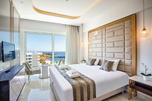 Constantinos the Great Beach Hotel - Wohnbeispiel Doppelzimmer Meerblick (Zimmercodierung DBM)